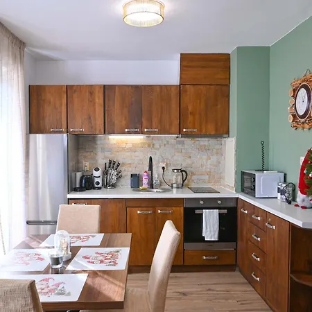 Comfortable 2-bedroom Near The Lift By Flat Mаnаger *