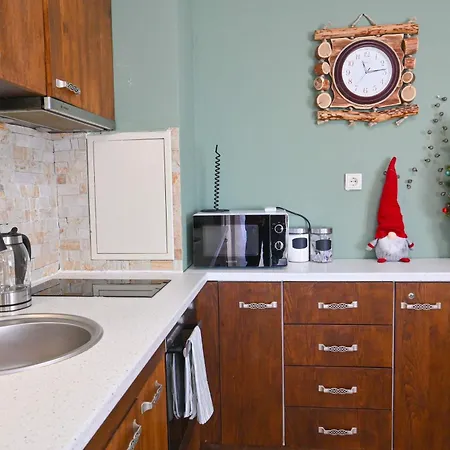 Comfortable 2-bedroom Near The Lift By Flat Mаnаger Διαμέρισμα *