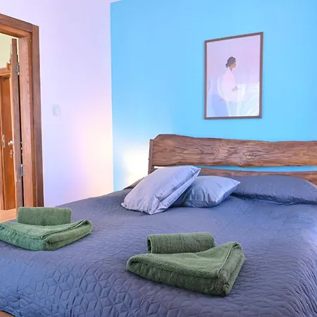 アパート Comfortable 2-bedroom Near The Lift By Flat Mаnаger