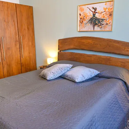 アパート Comfortable 2-bedroom Near The Lift By Flat Mаnаger