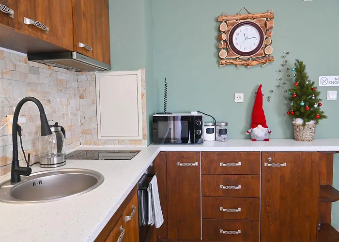 Comfortable 2-bedroom Near The Lift By Flat Mаnаger Apartman *